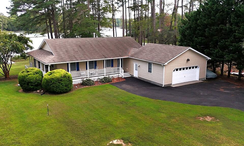 1st image of 186 Spriggs Ln
