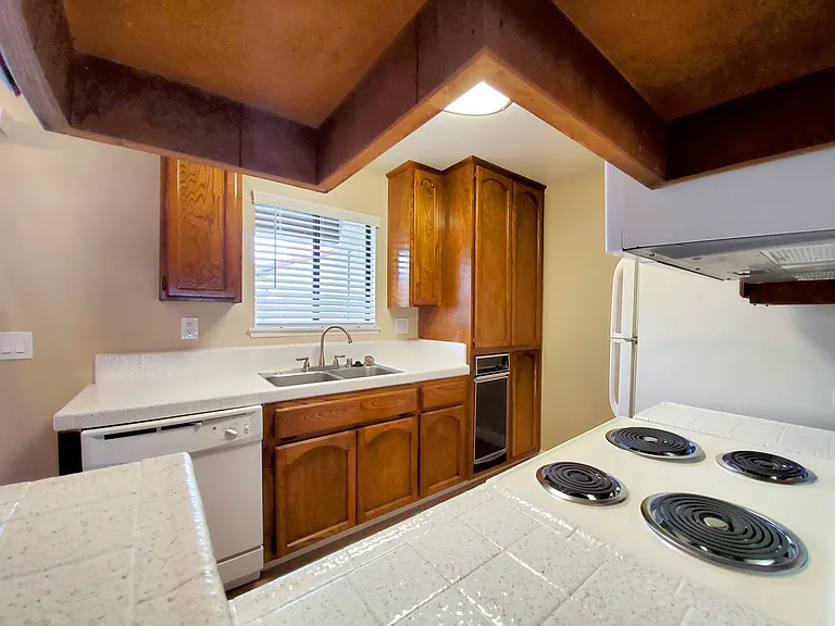 Ballantyne Villas — Photo 33