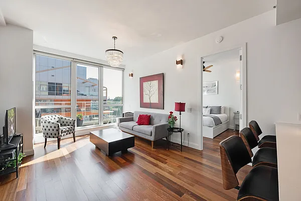 Rented by Compass | media 18