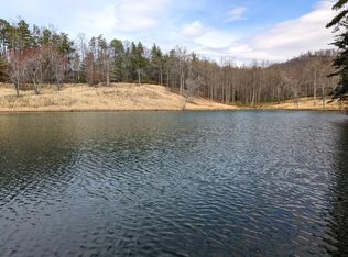 5 Laurel Lake Dr, Franklin, NC 28734