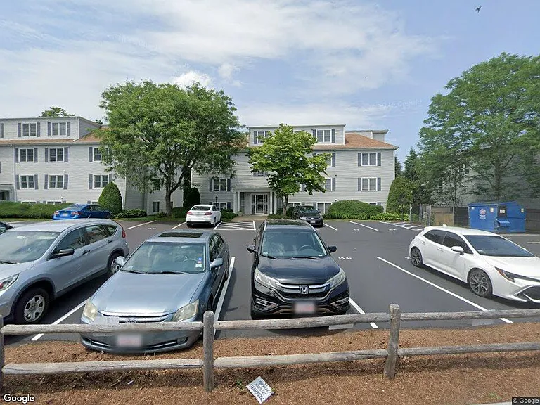 26 Webb Pl #1 — Photo 1