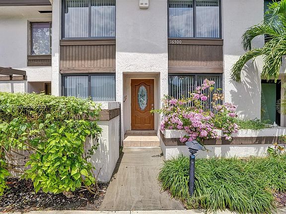 2nd image of 16500 NE 27th Ave #53