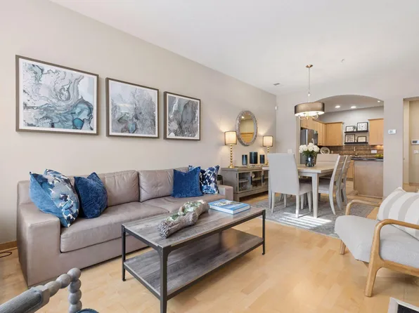 216 Portland Ave, Minneapolis, MN 55401