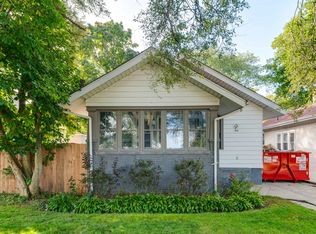 709 Massena Ave, Waukegan, IL 60085