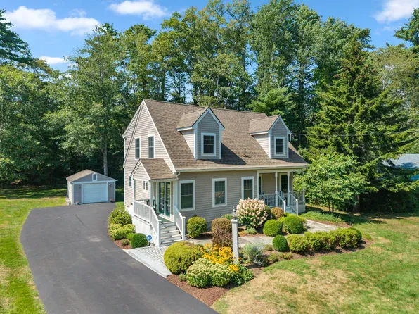 435 Mitchell Road, Cape Elizabeth, ME 04107