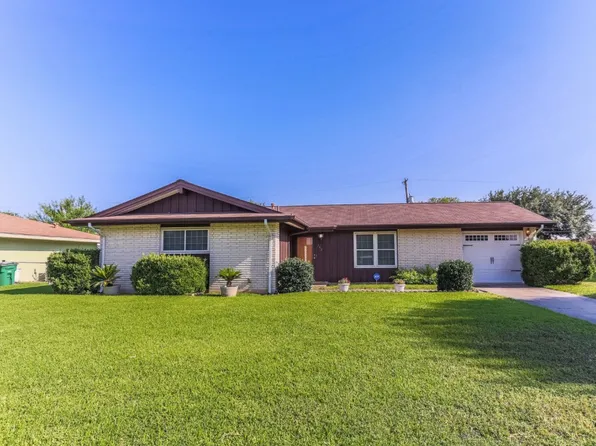 142 Meadow Glen Dr, San Antonio, TX 78227
