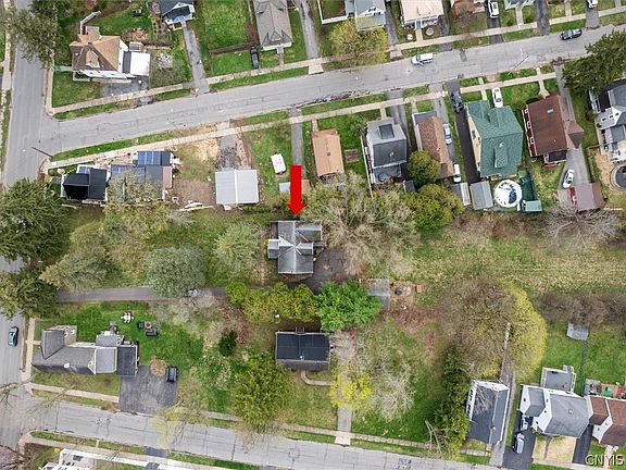 4th image of 203 French Rd
