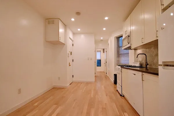 Rented by MetroNest | media 12