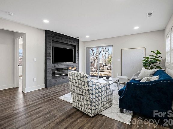 5th image of 1713 Davis Park Rd