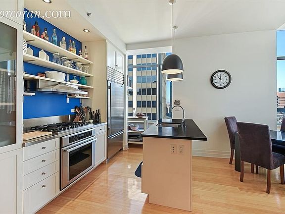 2nd image of 110 Livingston St #Phe