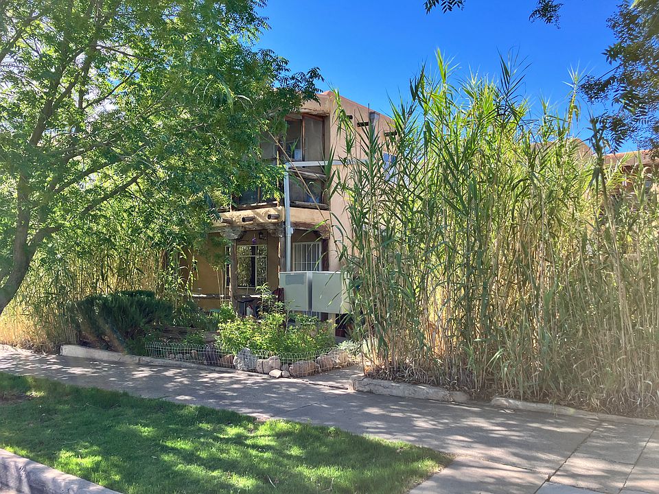 1st image of 1913 Gold Ave SE #2