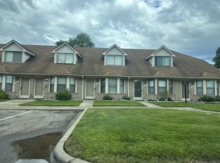 38633 Wellington Dr #66, Clinton Township, MI 48036