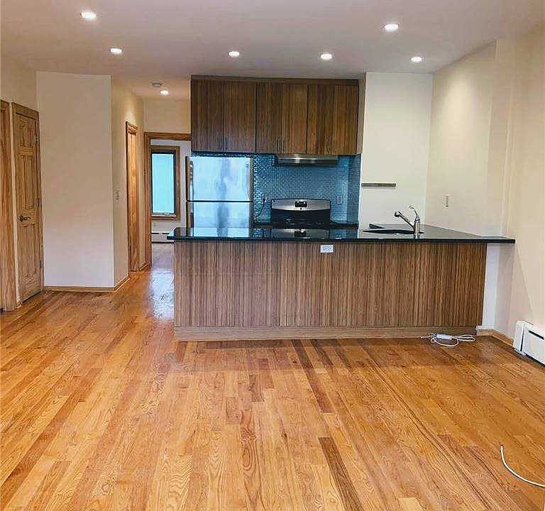 1st image of 2155 37th St Unit 1