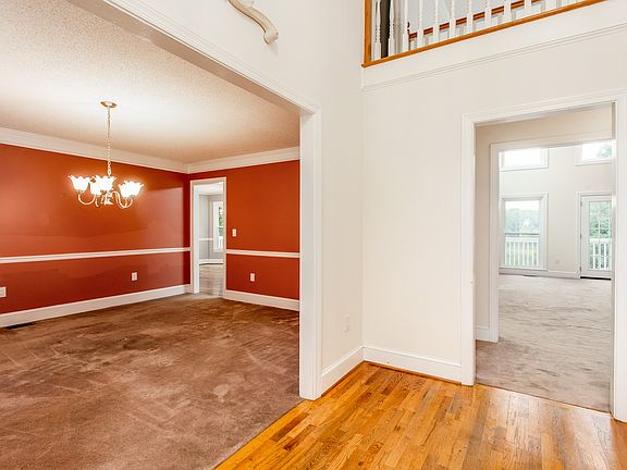 5th image of 206 Darwish Dr