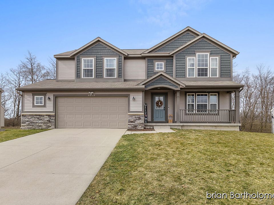 1st image of 6353 W Canterbury Dr NE