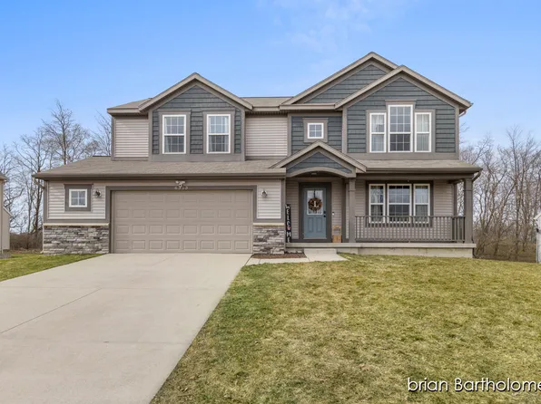 6353 W Canterbury Dr NE, Belmont, MI 49306