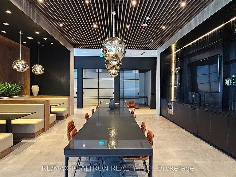15 Skyridge Dr #1719 — Photo 31