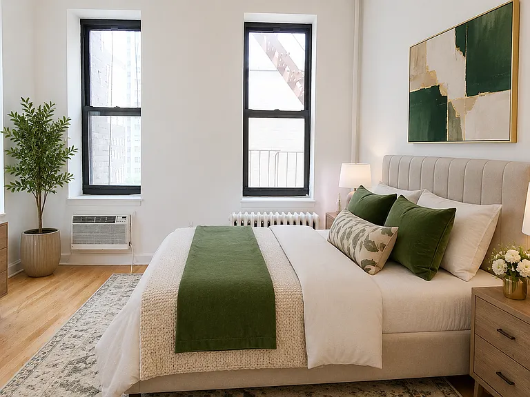 500 E 76th St #5RN — Photo 2
