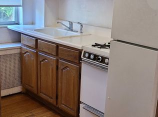 40-04 Ditmars Blvd #2, Astoria, NY 11105