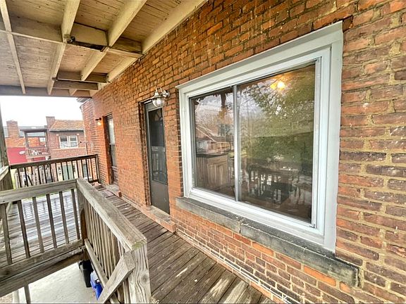 2nd image of 3566 W 105th St #Up2