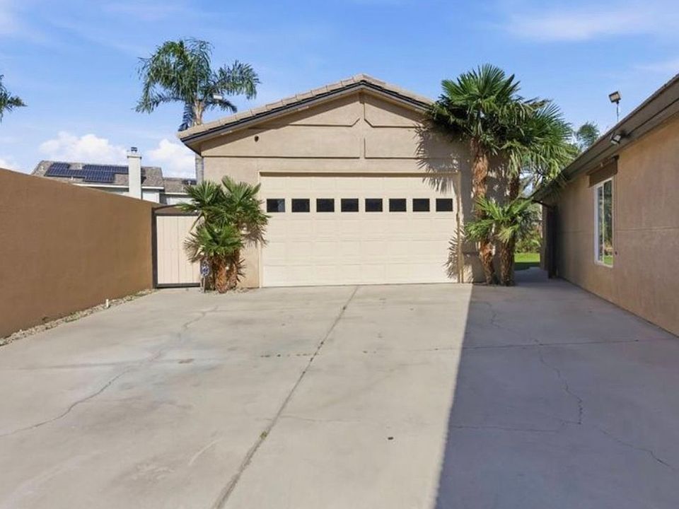 1st image of 5818 Clear Valley Ct #A