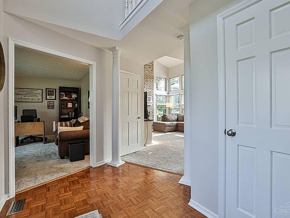 4th image of 5228 Lakeside Dr