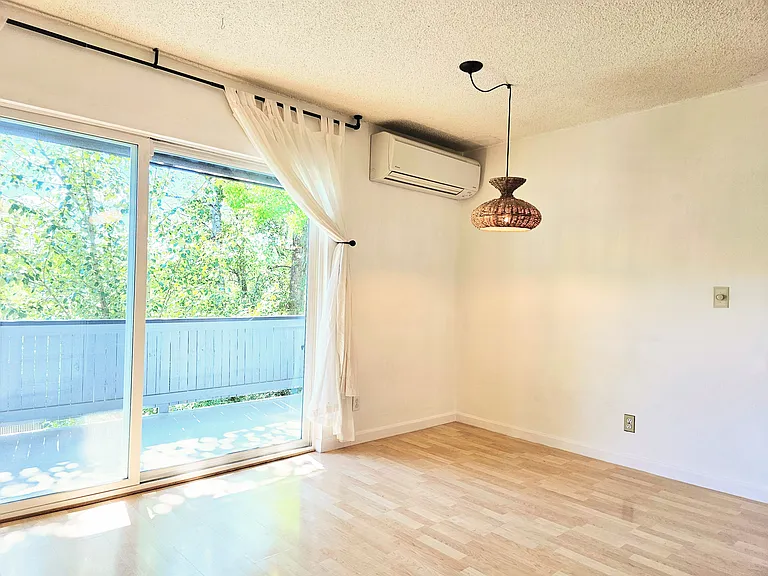 16850 SW Gleneagle Dr — Photo 4