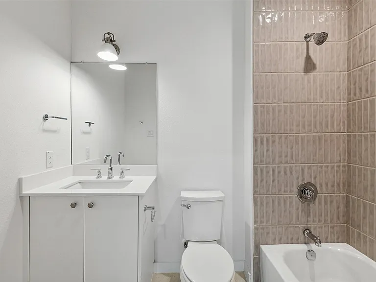 6144 Oram St #5 — Photo 11