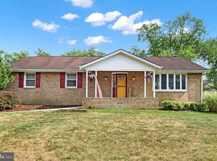 5935 Devonshire Heights Rd, Harrisburg, PA 17112