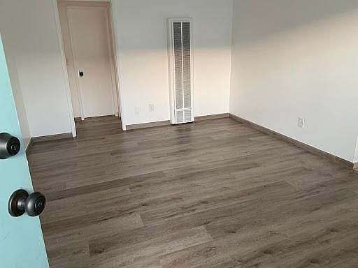 2nd image of 1454 W 227th St
