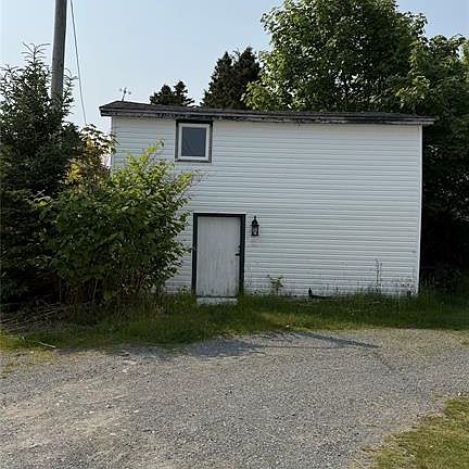 3rd image of 178 George Mercer Drive