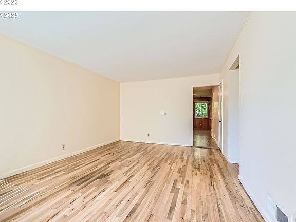 3rd image of 9832 N Van Houten Ave