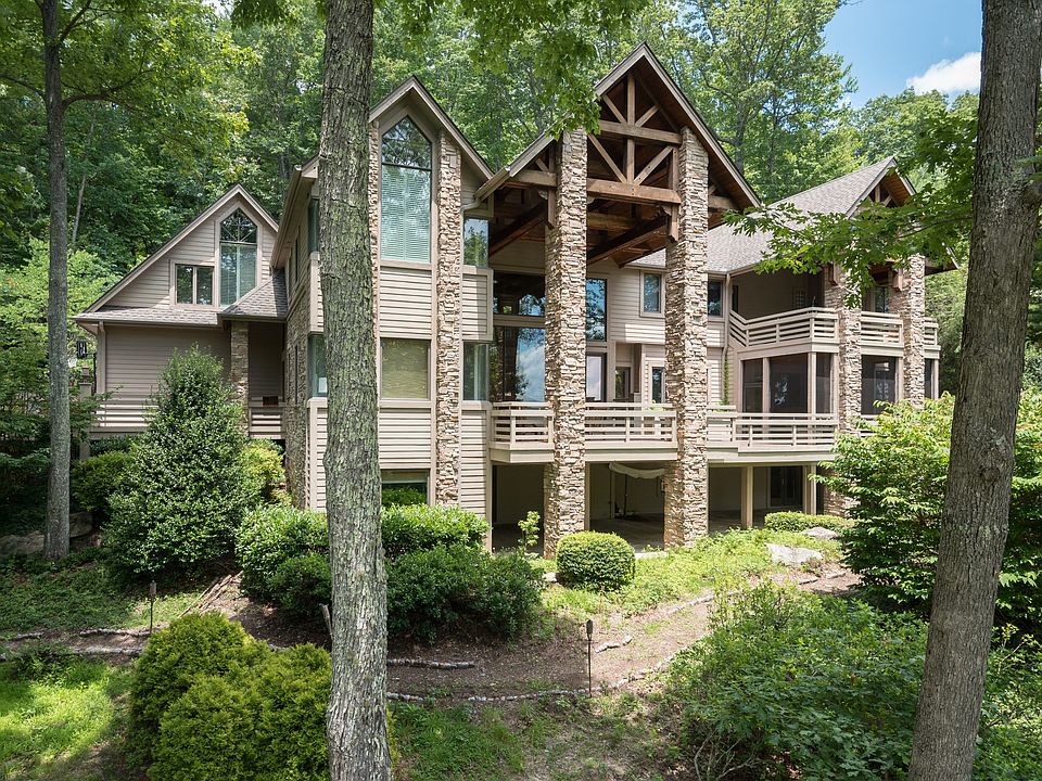 1st image of 44 Falls Ln