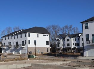 6374 Coverage Ct, Mason, OH 45040