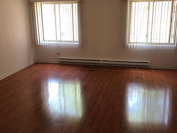 2nd image of 1409 Ashland Ave APT 1