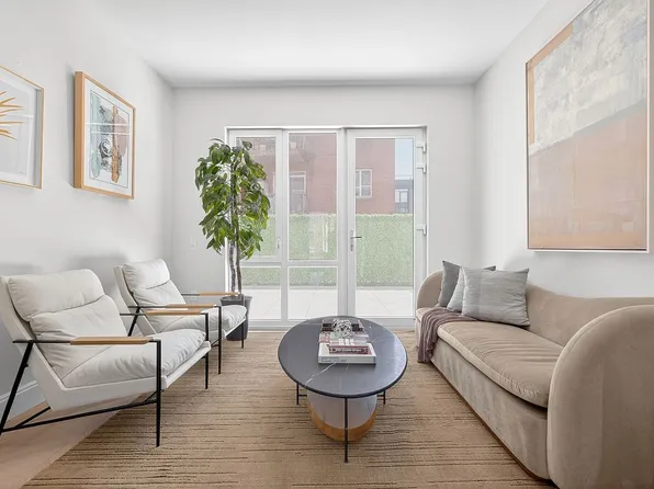 222 16th St #5E, Brooklyn, NY 11215