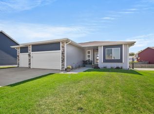 406 Wright Cir, Gilbert, IA 50105