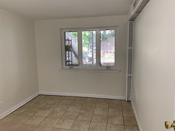 5th image of 4745 48th St #1