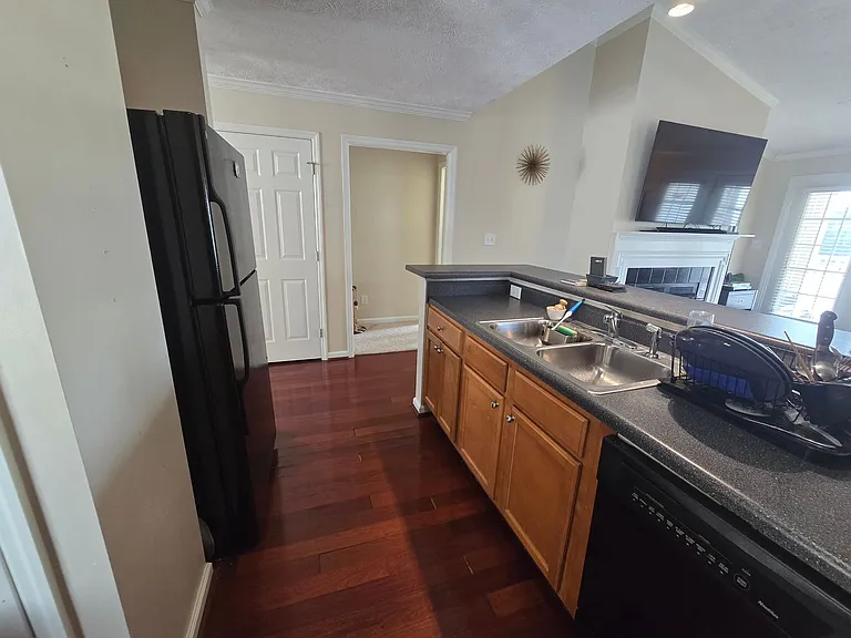 3324 Harbour Pointe Pl #15 — Photo 6