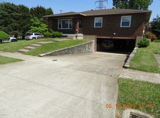 5105 Acapolca Way, Louisville, KY 40219