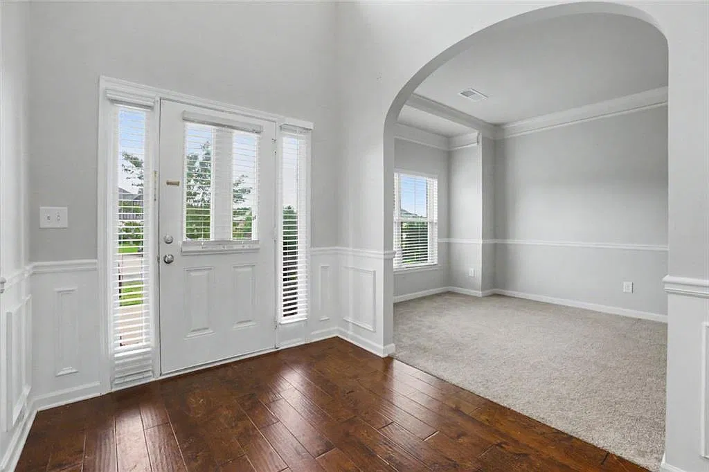 5 bed, 3.0 bath, 3029 sqft, $2,795 — Photo 3