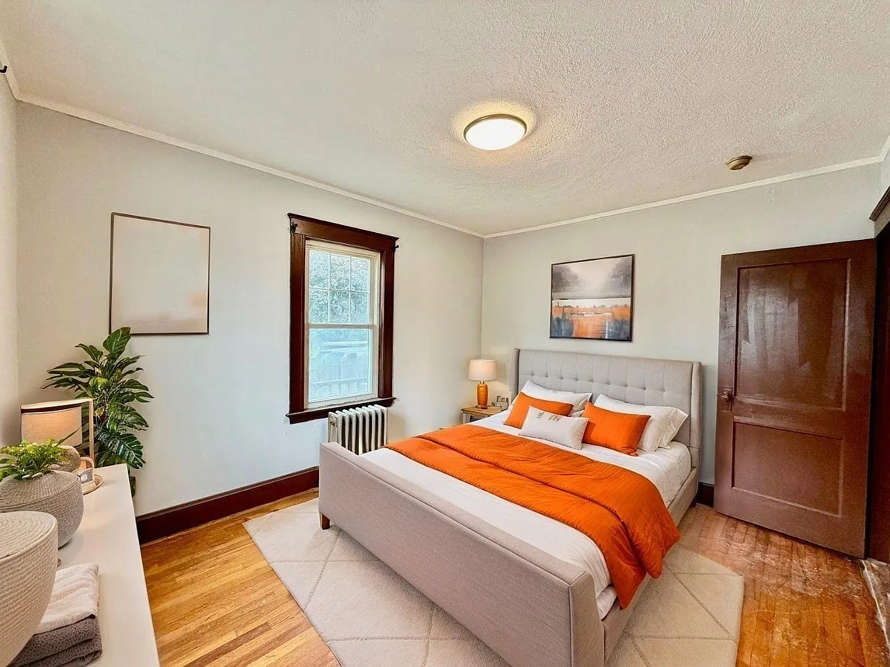2 bed, 750 sqft, $2,100 — Photo 4