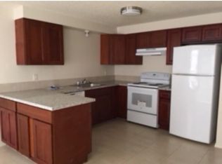3829 SE Cesar E Chavez Blvd, Portland, OR 97202