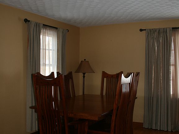 4th image of 1536 Meadow Dr