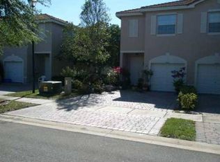 6331 Landings Ter, Tamarac, FL 33321