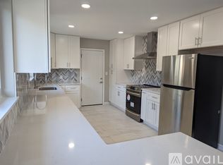 2235 S Darlington Pl, Tulsa, OK 74114
