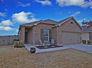 229 Wells Bnd, Hutto, TX 78634