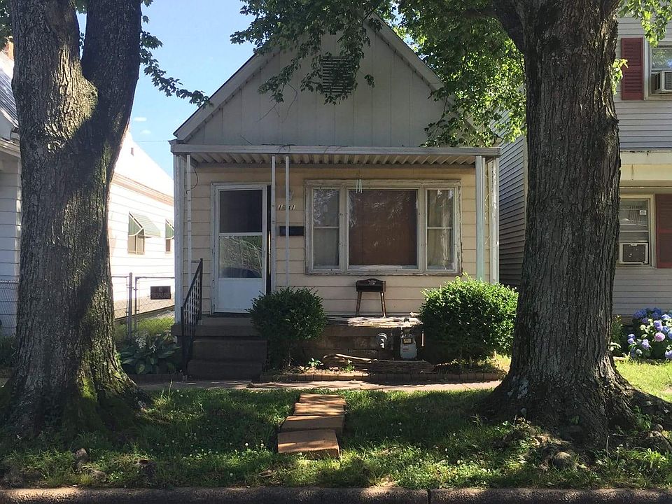1st image of 1241 E Illinois St