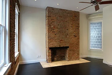 Rented by Places NYC