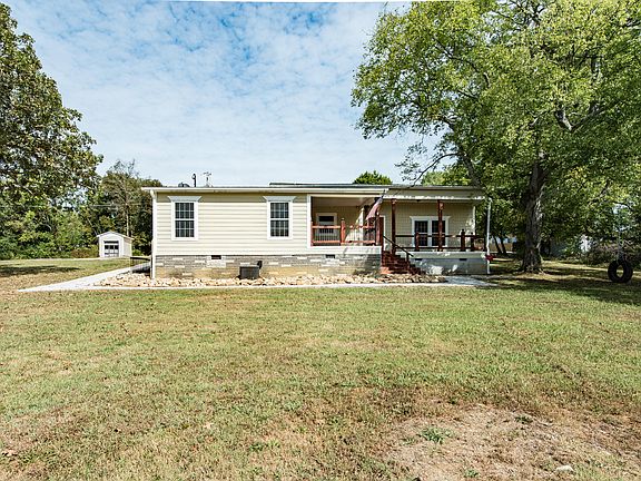 2nd image of 2930 Thorn Grove Pike